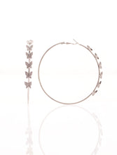 Load image into Gallery viewer, Mariposa Signature Hoop in Silver
